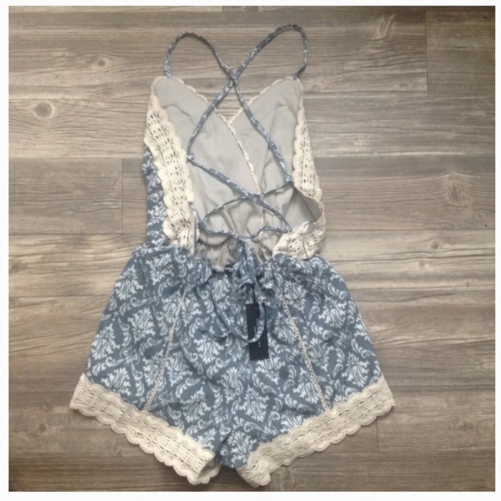 🌺HOST PICK🌺 R&JC // boho open back romper - Picture 3 of 3